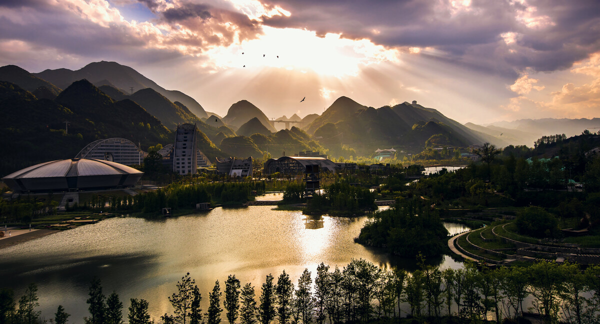 凉都六盘水师范学院
